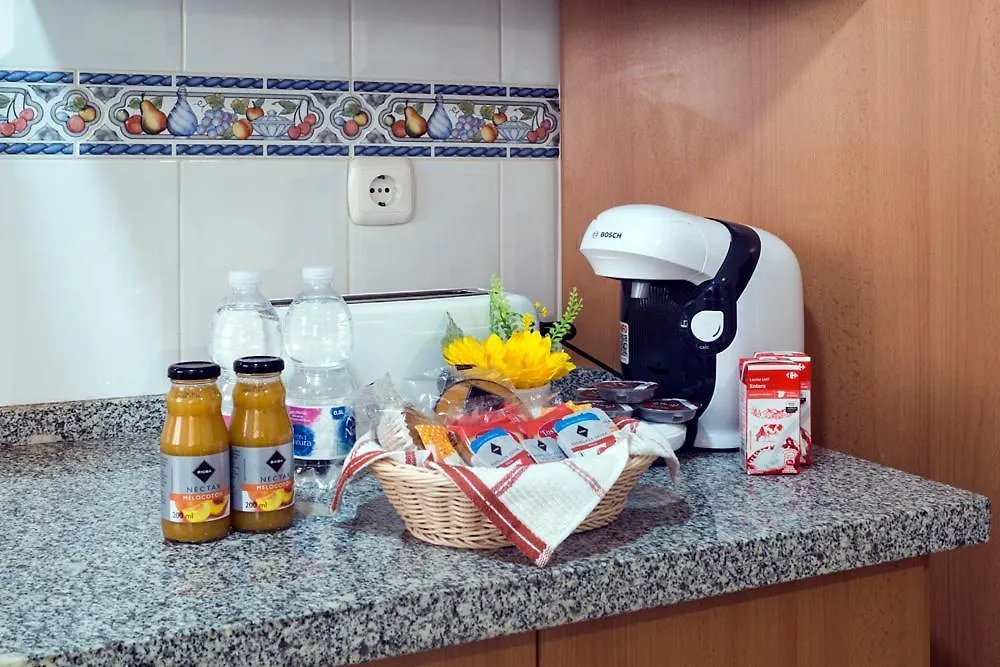 Apartamentos Amat - Only Adult - Playa El Bajondillo Torremolinos Spagna
