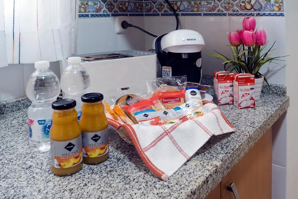 Apartamentos Amat - Only Adult - Playa El Bajondillo Torremolinos