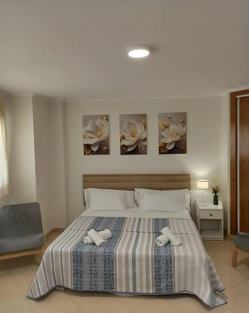 Apartamentos Amat - Only Adult - Playa El Bajondillo トレモリノス